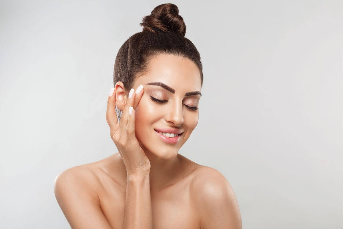  Expert microblading and permanent makeup techniques at Stav's Beauty Vaughan